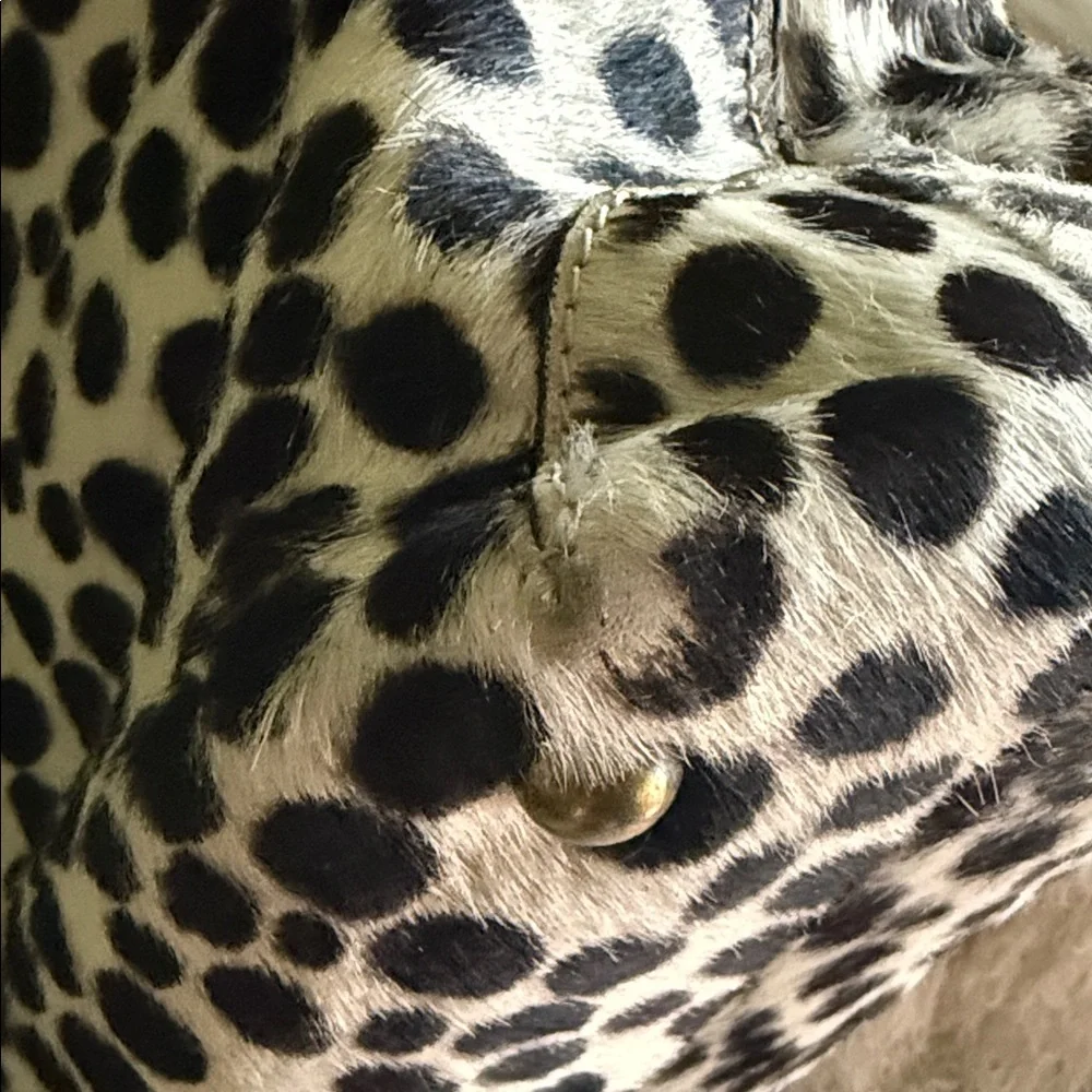 Boden Black and Cream Animal Print Tote - Picture 6 of 14